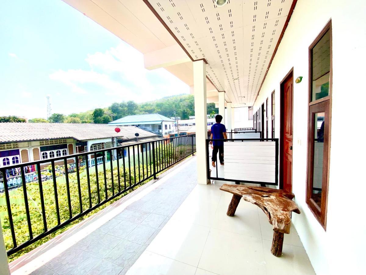 Hotel The Time Samed House Koh Samet Exterior foto